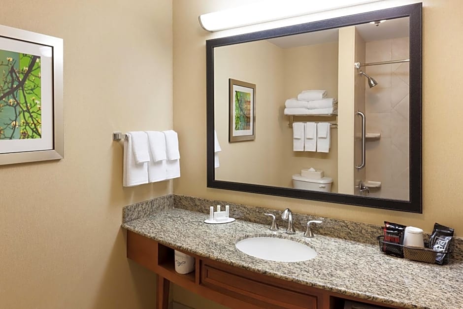 Fairfield Inn & Suites by Marriott Jacksonville Butler Boulevard