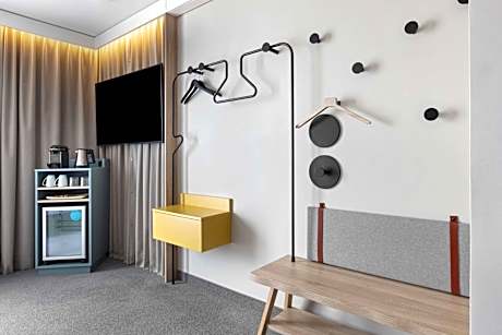 King Room - Mobility Accessible