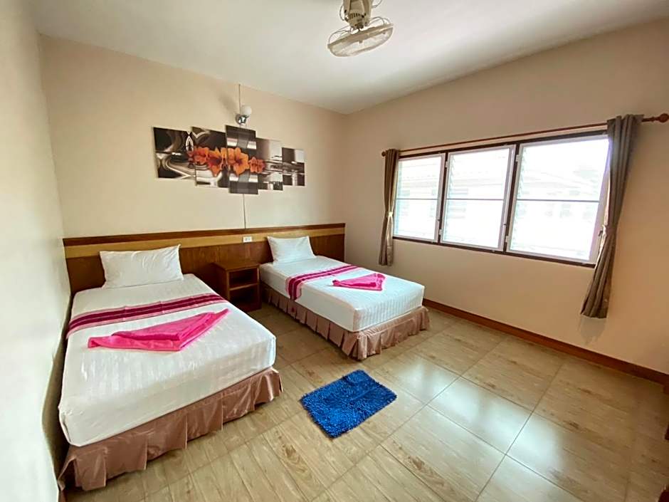 Photo 1 of 15 of Standard 2 Beds