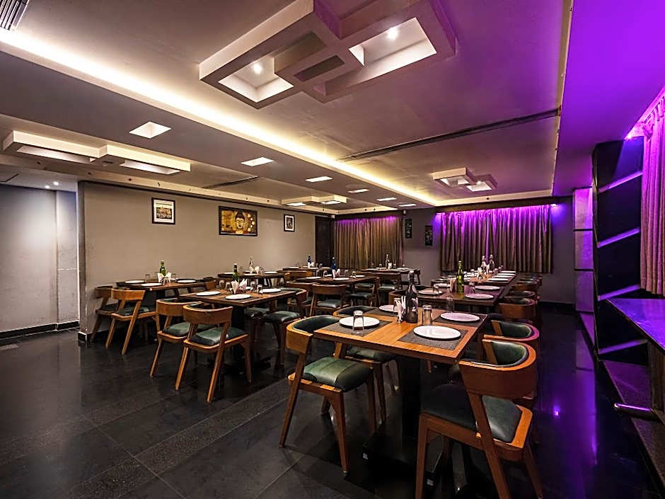 Hotel Tamizh Park