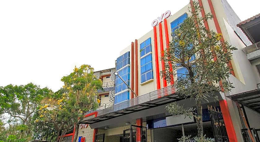 Capital O 175 K-60 Residence