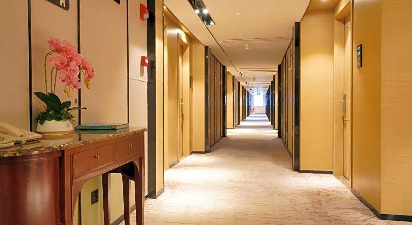 Guangdong Baiyun City Hotel