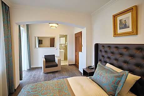 Single Room with Balcony