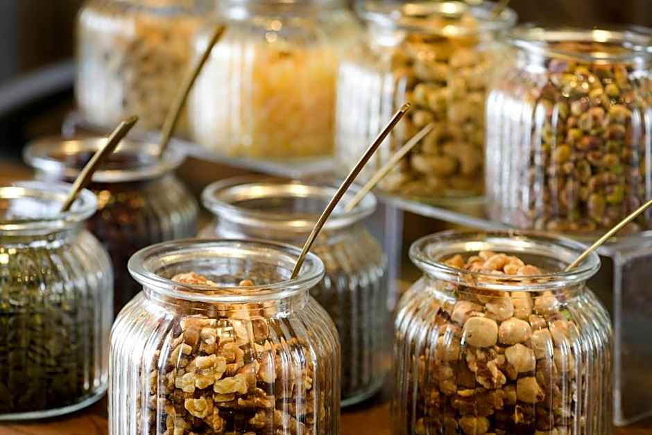 Palacio Santa Clara, Autograph Collection