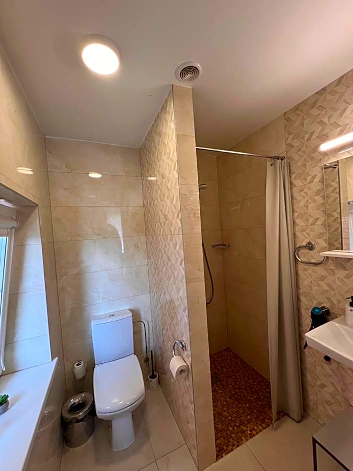 1912 Bed & Breakfast