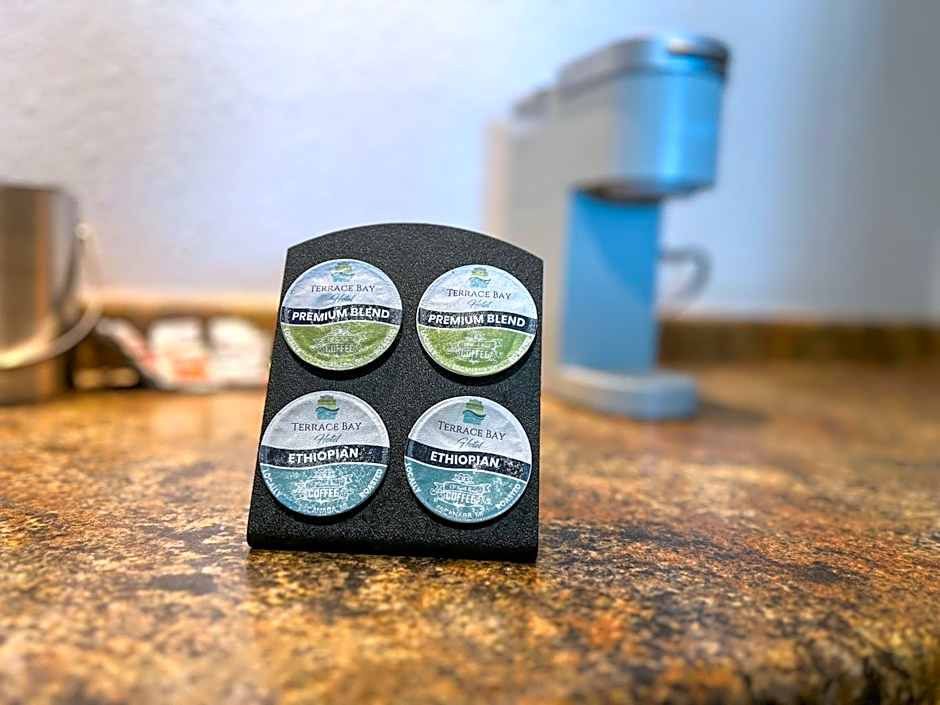 Terrace Bay Hotel - Lakefront