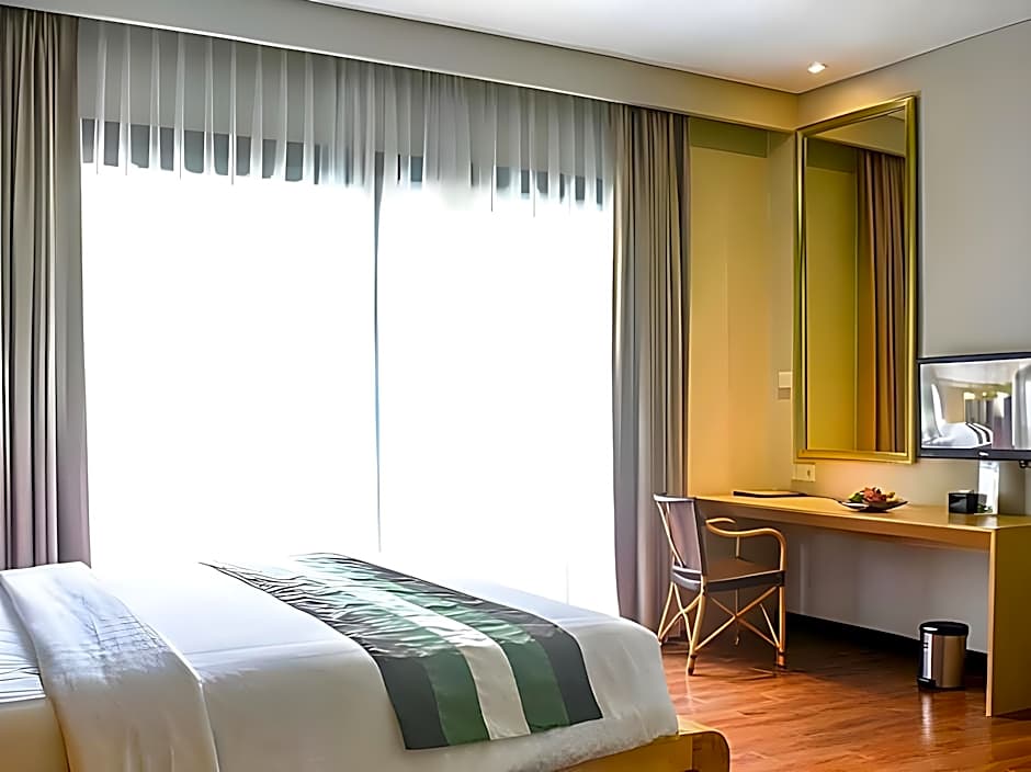 Grand Whiz Hotel Nusa Dua Bali