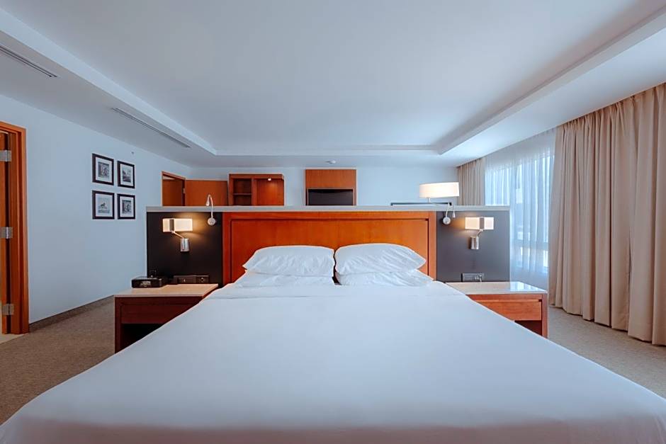 Sheraton Leon