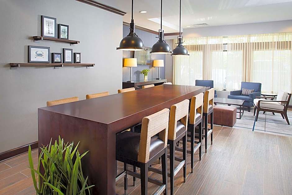 DoubleTree By Hilton Baltimore - Bwi Airport