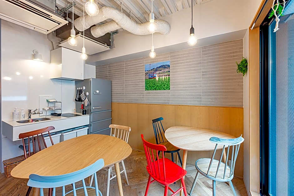 plat hostel keikyu asakusa station