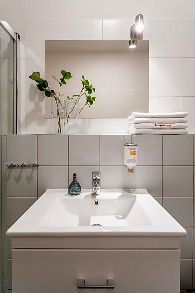 Deluxe Apartments by The Railway Station Wroclaw