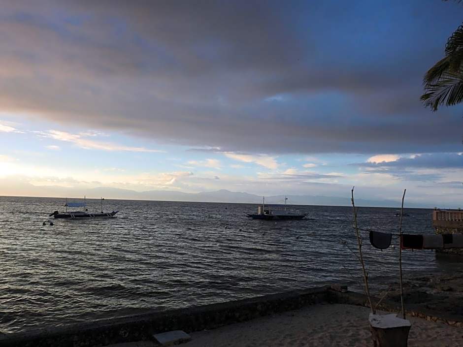 Pacifico Seaside Lodge