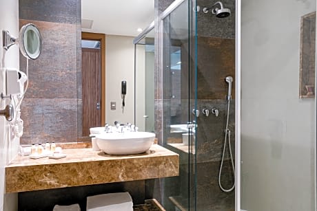 DOUBLE SUPERIOR BEACH FRONT