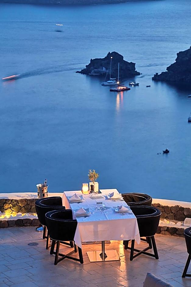 Canaves Oia Suites - Small Luxury Hotels of the World