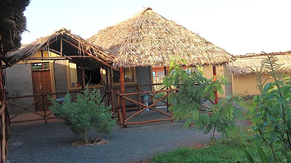 Tausa Tsavo Eco Lodge