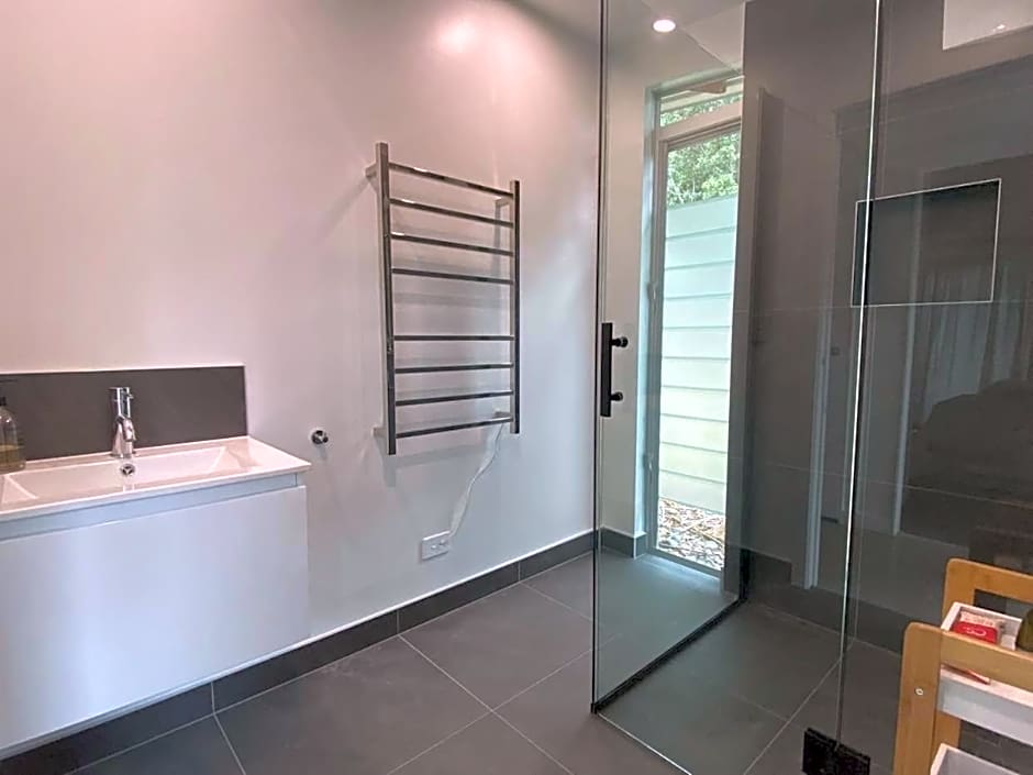 The Lakes - Kai Iwi Lakes Exclusive Retreat