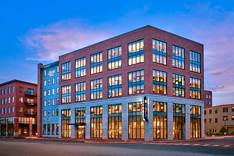 Photo 1 of 31 of Aloft Portland Downtown Waterfront ME
