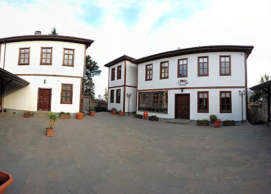 Mehmet Efendi Konağı