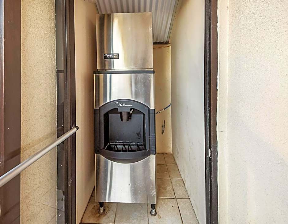 Red Roof Inn Anderson, IN