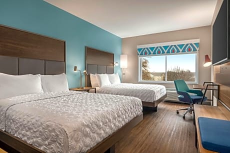 Queen Room with Two Queen Beds