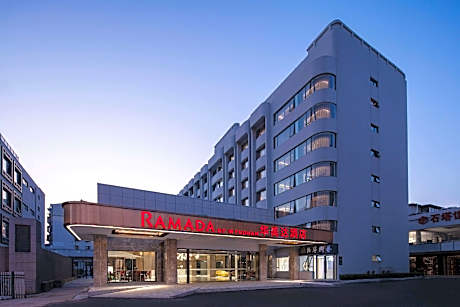 Ramada Yangzhou Slender West Lake