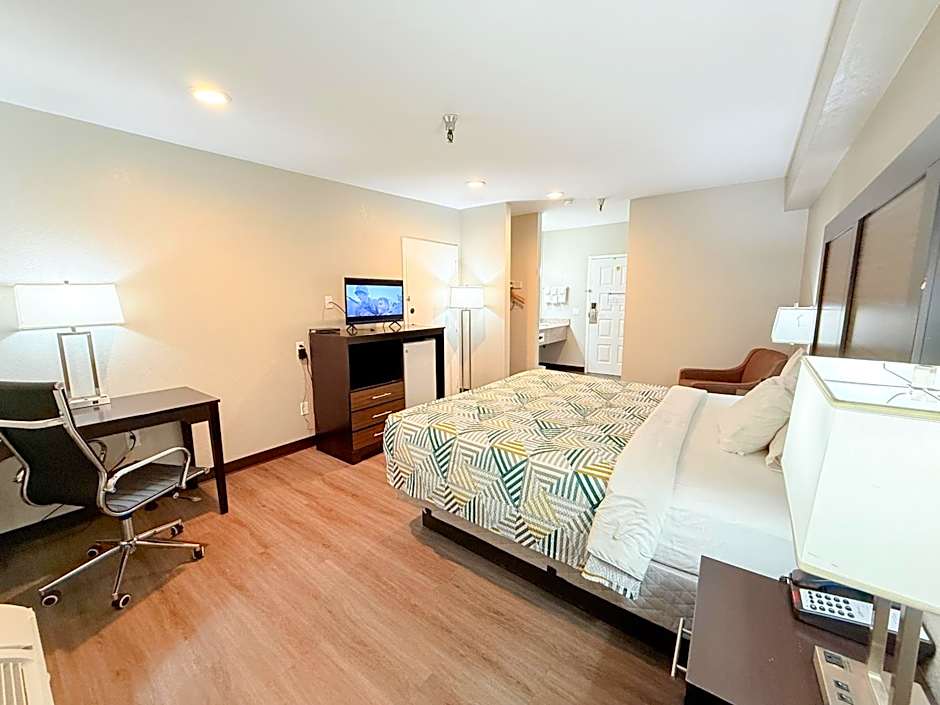 Studio 6 Suites Tucson, AZ Airport Kino Sports Complex