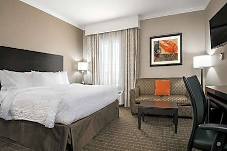 King Studio Suite with Sofa Bed