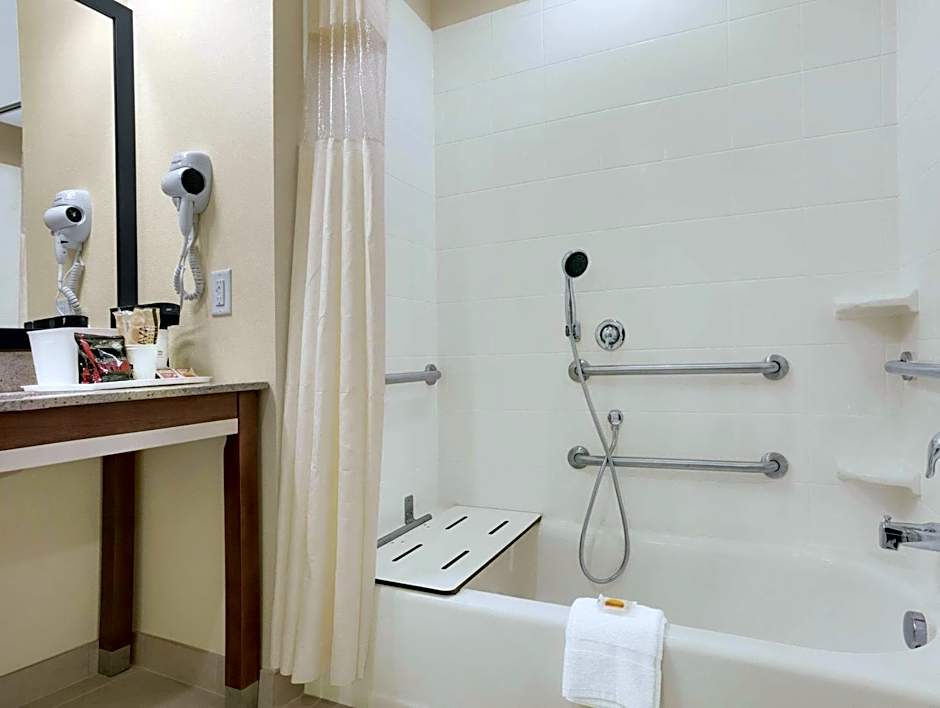 Spark by Hilton Victoria