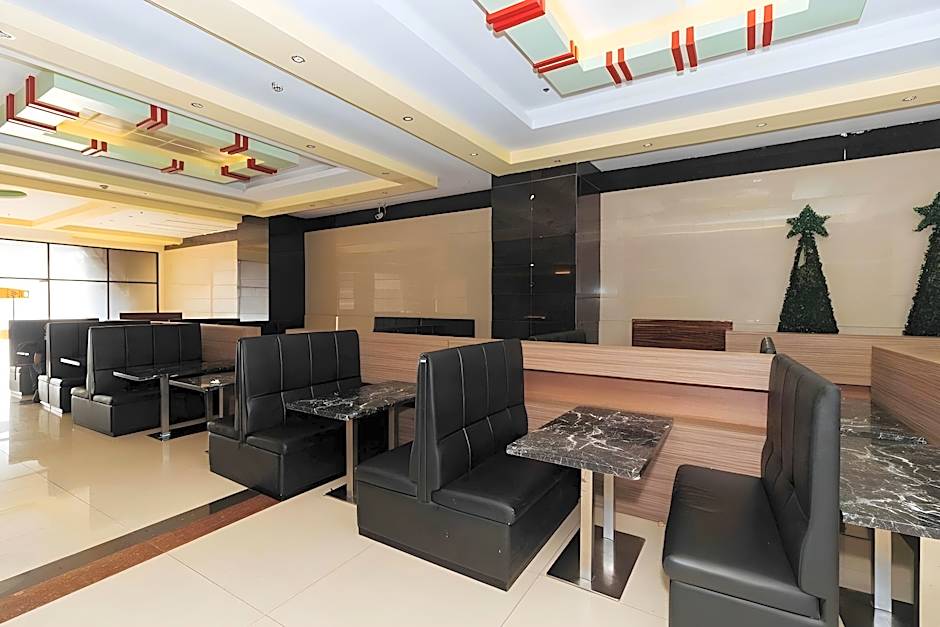 RedDoorz @ Winter Hotel Araneta