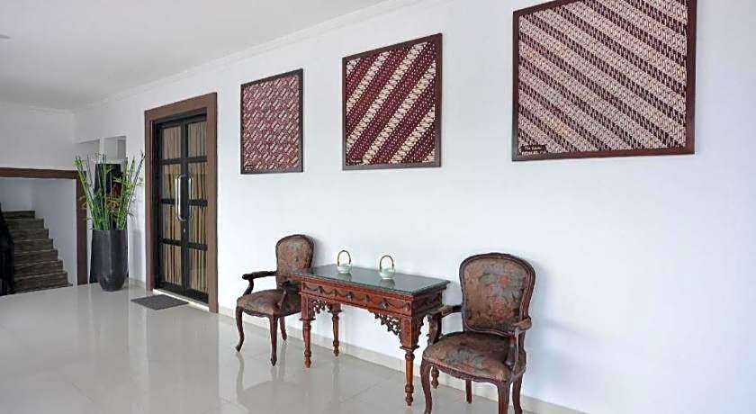 OYO 611 The Edwin Syariah