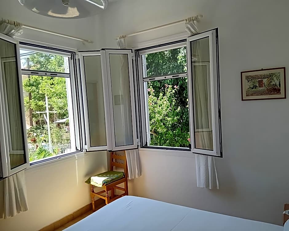 Olympia Koumanakou Rooms Δωμάτια Ολυμπίας Κουμανάκου