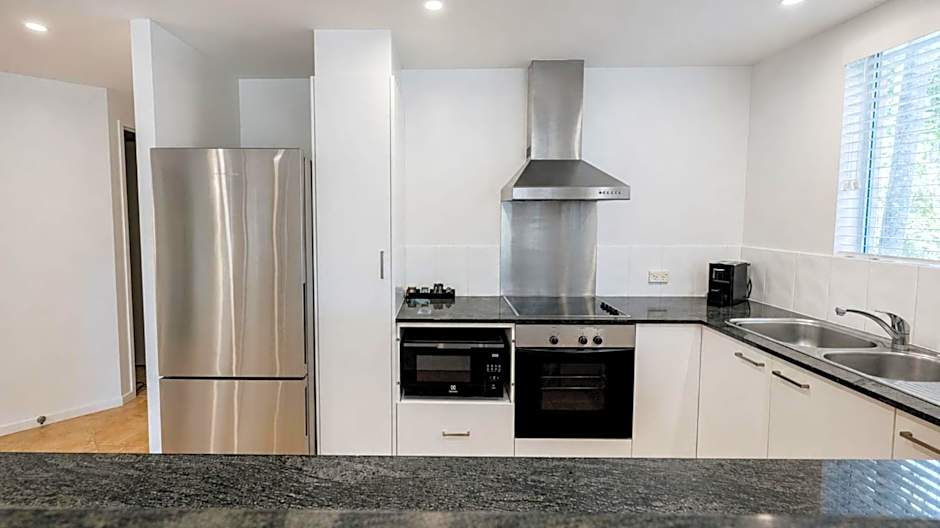 Cayman Villas Port Douglas