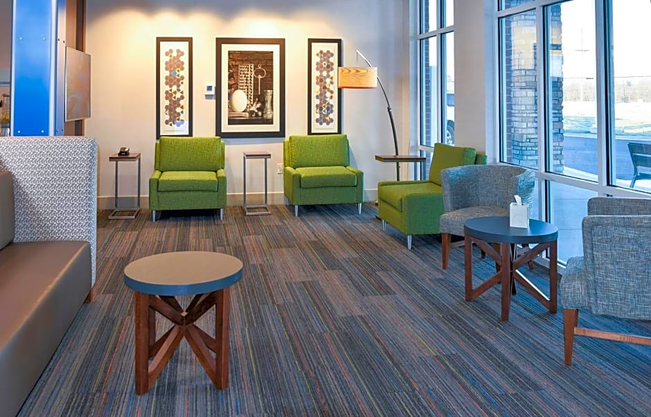 Holiday Inn Express And Suites MADISONVILLE By IHG