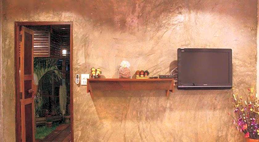 Baanchompoo Homestay