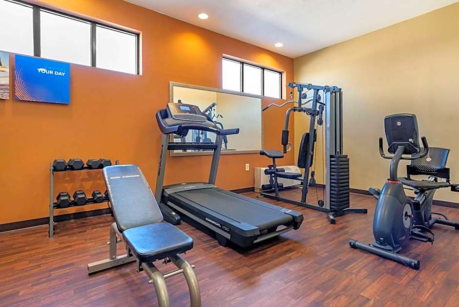 Comfort Suites Airport South