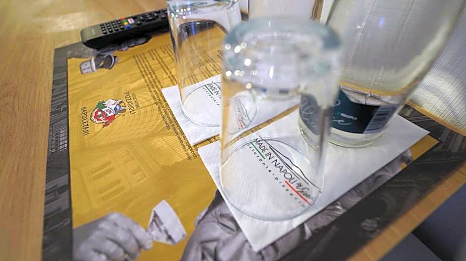 Hotel Made in Napoli by Siervo Międzybórz