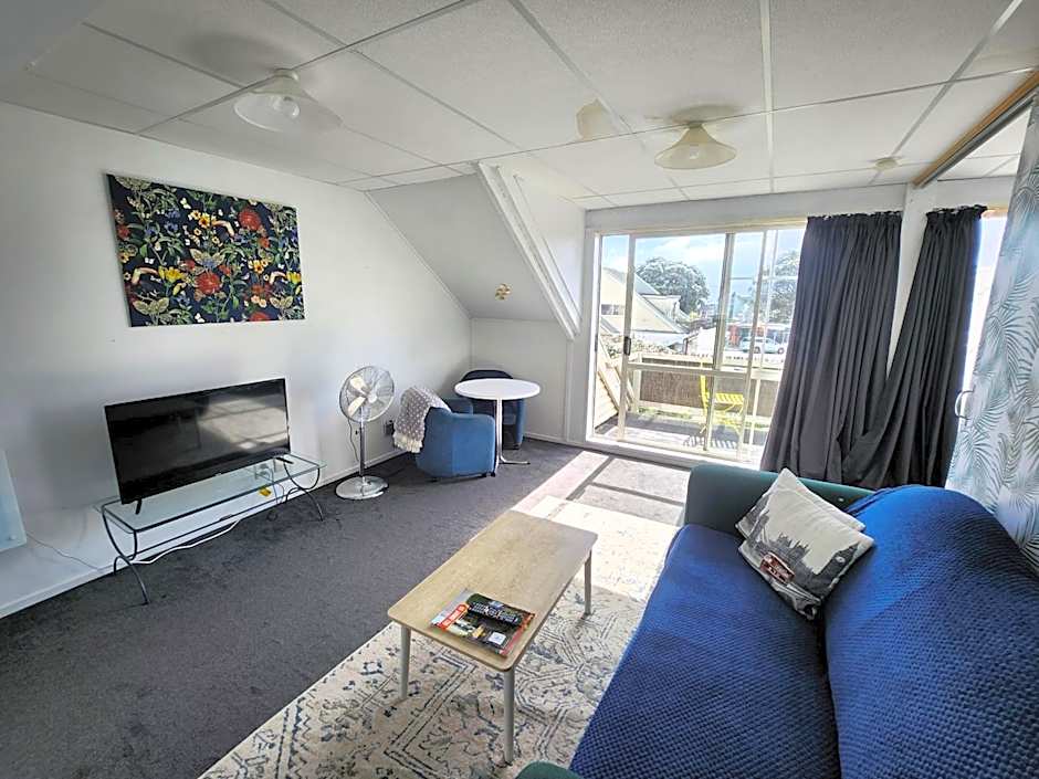 U Studios Paraparaumu Beach (formerly Copperfield Seaside Motel)