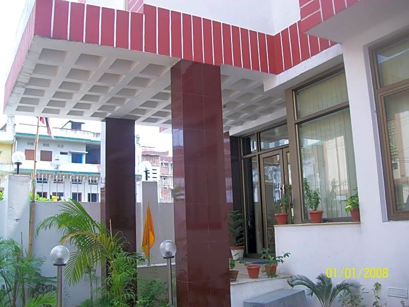 Hotel Viraat Inn
