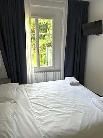 Triple Room with Garden View