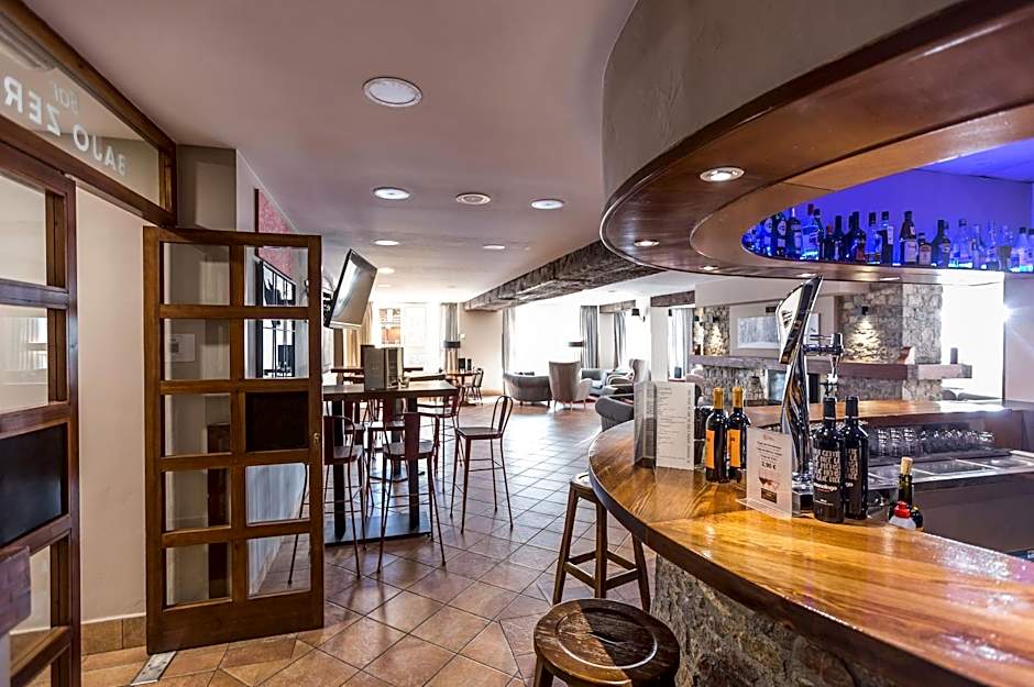 Hotel Grand Pas by Nexta