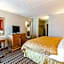 Econo Lodge Inn & Suites Norton - Wise South