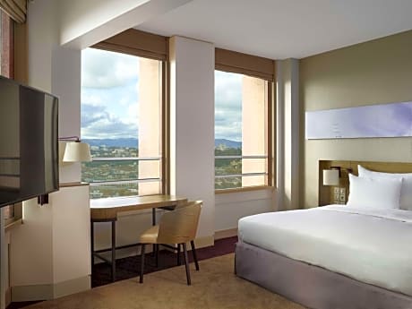 Junior Suite with Panoramic Old Town View