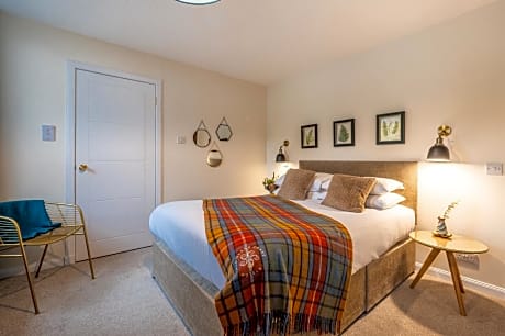 Superior King Guest Room