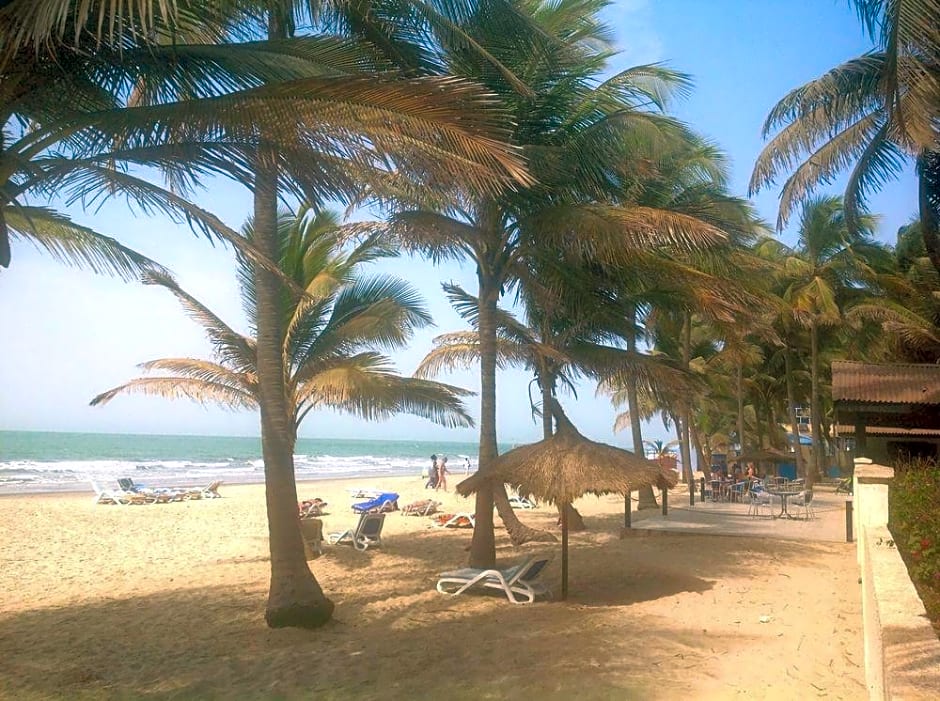 Bungalow Beach Hotel