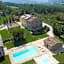 Amico Country House
