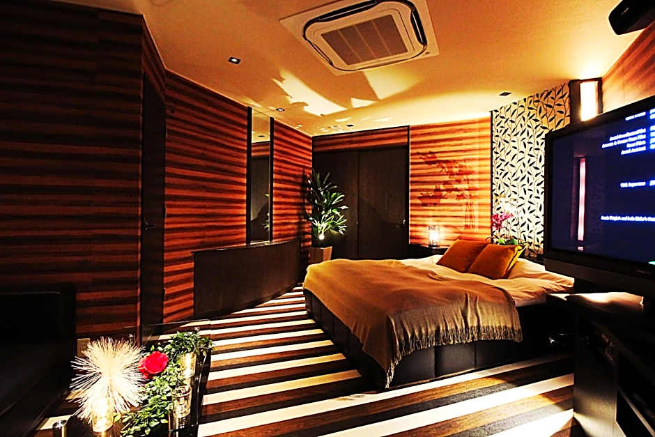 HOTEL O2 -Adult Only-