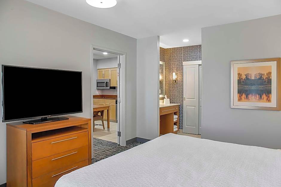 Homewood Winnipeg Airport-Polo Park