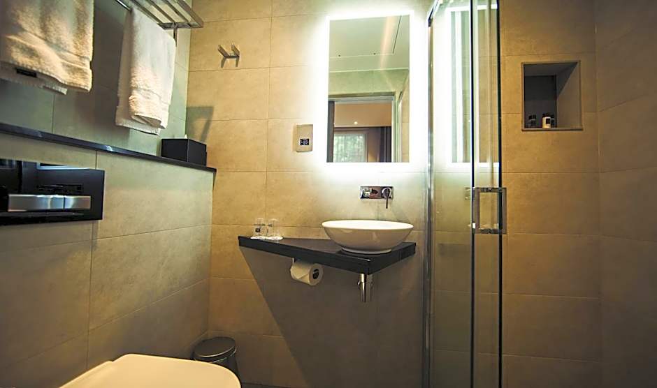 Best Western Plus Delmere Hotel