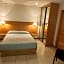Cypres Hotel & Suites
