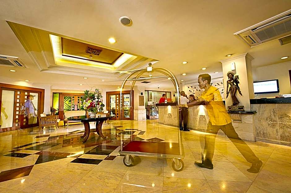 Puri Kiic Golf View Hotel